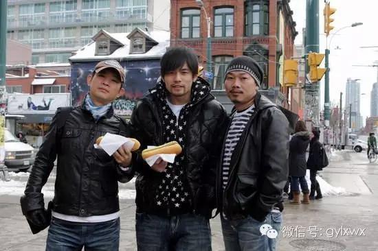 明星旅行糗事一籮筐 總有一個(gè)萌到你！