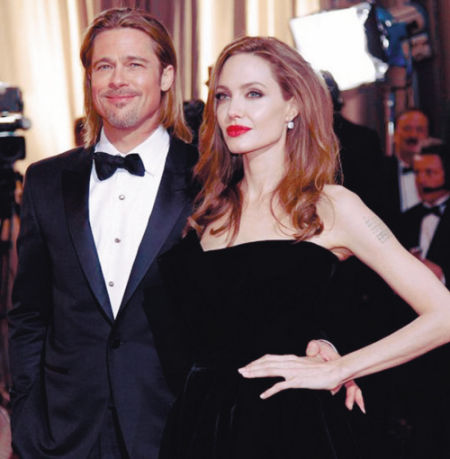 朱莉被曝曾想做脂肪移植隆胸 朱莉被曝曾想做脂肪移植隆胸