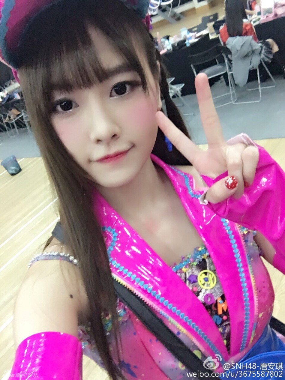 SNH48唐安琪燒傷醫(yī)療費(fèi)達(dá)數(shù)百萬 SNH48唐安琪燒傷醫(yī)療費(fèi)達(dá)數(shù)百萬