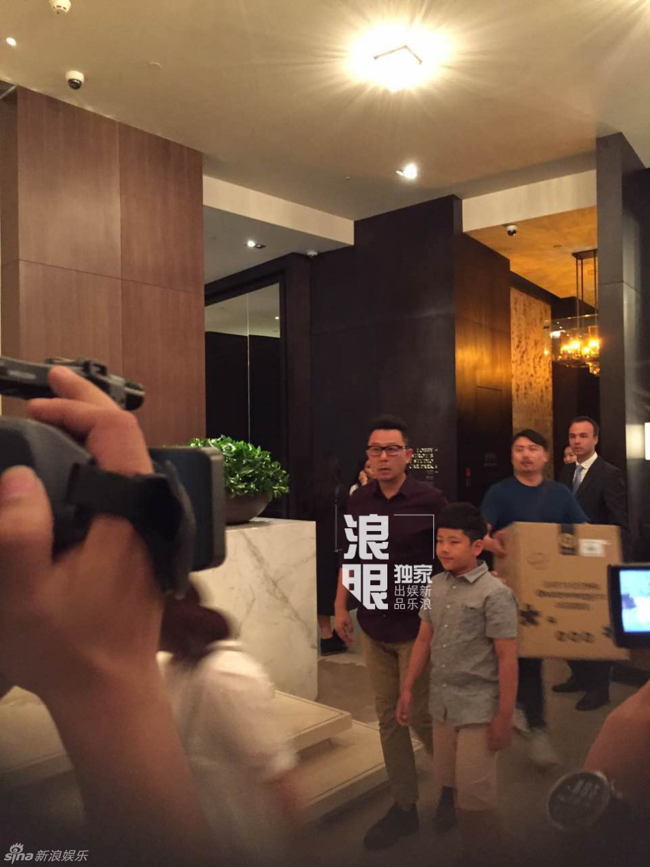 佟麗婭為兒子辦百日宴群星道賀 佟麗婭為兒子辦百日宴群星道賀