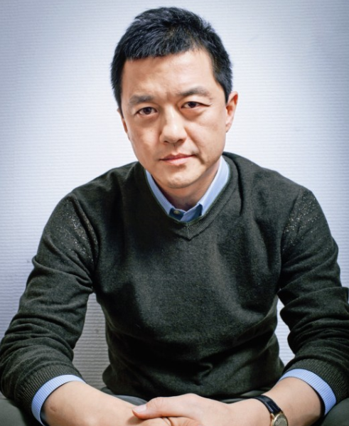 李亞鵬所辦藝術(shù)活動(dòng)驚擾群鳥 李亞鵬所辦藝術(shù)活動(dòng)驚擾群鳥