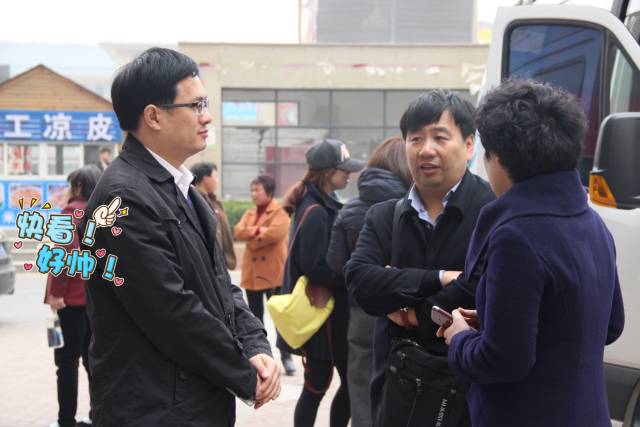 大BOSS徐紅曉總監(jiān)坐鎮(zhèn)，多方協(xié)調(diào)，HOLD住全場！