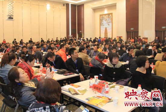 來自全國各地的采購商云集特博會(huì)