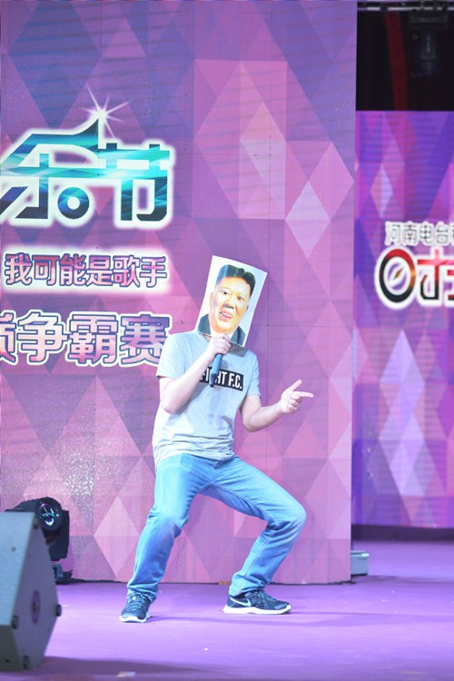 不過隨后的阿強老師現(xiàn)場傳授RAP教程，同樣不遜于老楊呢??！