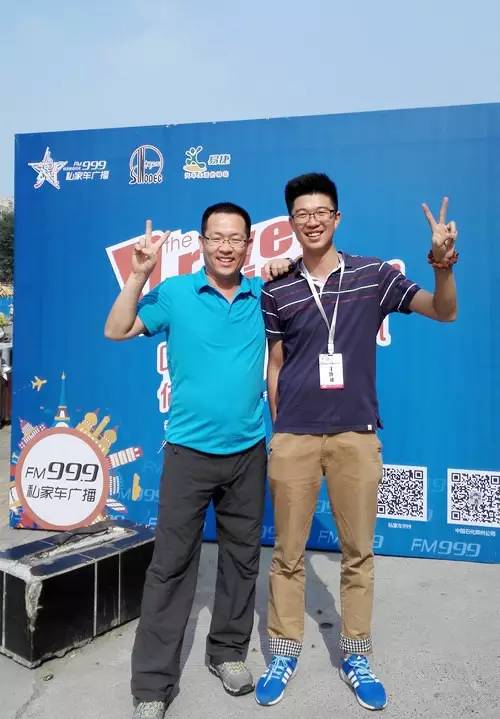 主播鄭強，這兩條大長腿，恩…適合去學游泳