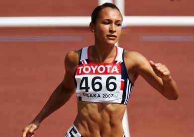 英國(guó)七項(xiàng)全能女皇性感寫(xiě)真