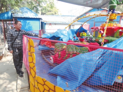 小涵的家人說，小涵就是在這里被卷進(jìn)車輪下的