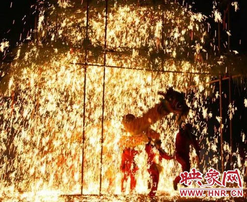 確山鐵花將登上萬眾矚目的春晚舞臺！