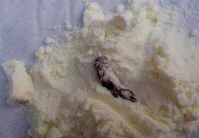 多美滋奶粉吃出蟑螂 售后揚(yáng)言:你帶孩子找消協(xié) 多美滋奶粉吃出蟑螂 售后揚(yáng)言:你帶孩子找消協(xié)