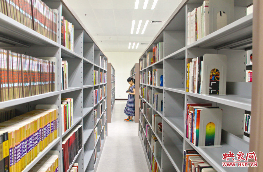 或站或坐，這里是獲取知識的好地方