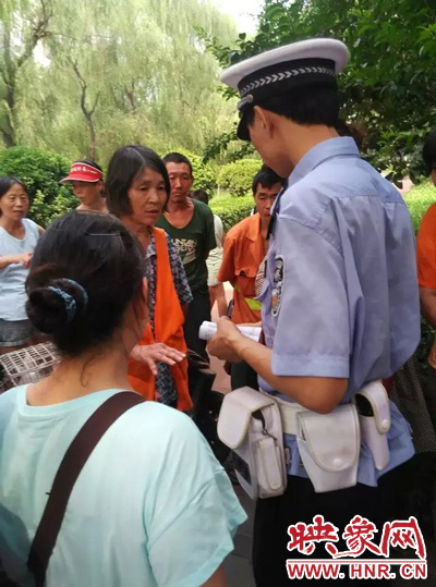 令人憤怒的是，這名老太太竟然報警說“她被環(huán)衛(wèi)工打了”