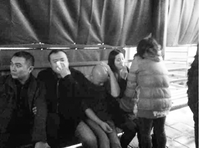 圖為打斗中受傷的武漢游客。