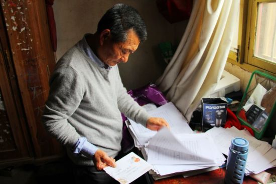 這些信成了張家的“寶貝”，哥哥張高發(fā)表示要好好收藏。