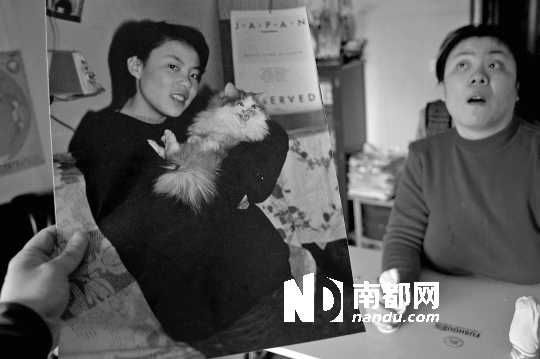 昔日的清純與秀美，如今，卻終身癱瘓、生活不能自理。C FP供圖