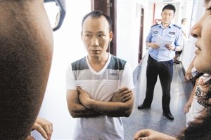 家屬沉默悲痛，不愿提起更多。