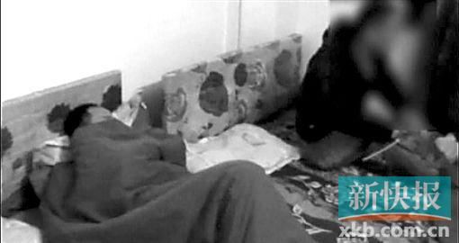 廣州搗毀一男同性戀者聚眾淫亂窩點(diǎn)。視頻截圖