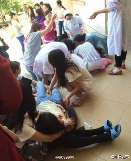 云南大學發(fā)生持刀傷人事件 男子爬上女生宿舍行兇 云南大學發(fā)生持刀傷人事件 男子爬上女生宿舍行兇