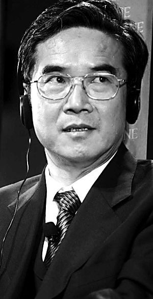 　中國(guó)石油化工集團(tuán)公司原總經(jīng)理、中國(guó)石油化工股份有限公司原董事長(zhǎng)陳同海