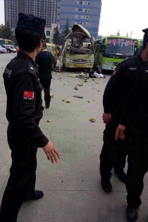 爆炸現(xiàn)場。圖片來自網(wǎng)絡(luò)