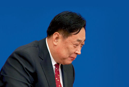 張力軍從環(huán)保部副部長(zhǎng)任上退休兩年多后，被中紀(jì)委宣布接受組織調(diào)查。資料圖