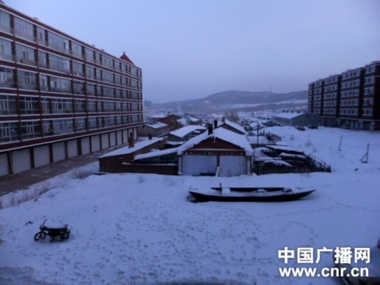 黑龍江一開(kāi)發(fā)商在縣委"跳樓身亡" 副縣長(zhǎng)在場(chǎng)(附圖)