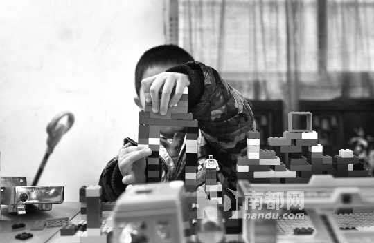 3歲童幼兒園歸來(lái)陰莖受傷 自稱系老師用針管扎傷 3歲童幼兒園歸來(lái)陰莖受傷 自稱系老師用針管扎傷