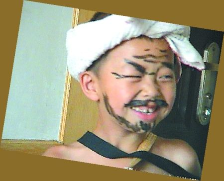 老鄉(xiāng)見老鄉(xiāng)，甭提多開心