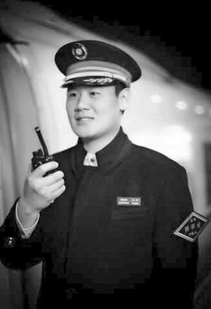 袁閱說，女友讓他挺感動 本人供圖