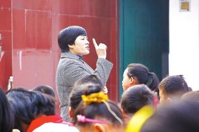 丁瑞蓮校長(資料圖) 丁瑞蓮校長(資料圖)