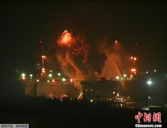 資料圖：2011年12月29日晚間，俄羅斯摩爾曼斯克州一艘名為“葉卡捷琳堡”號的核潛艇起火。
