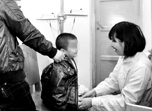 貧困腦癱患兒最高可獲萬元救助 貧困腦癱患兒最高可獲萬元救助