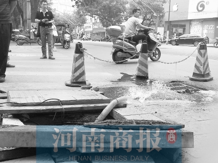 污水不停冒出，隔幾分鐘就要抽一次