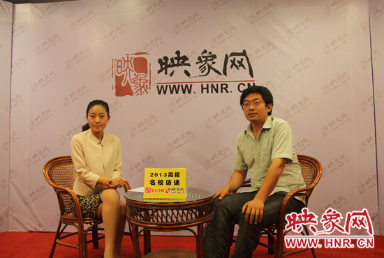 　6月23日，清華大學河南招生組組長謝旭東做客映象網(wǎng)“2013高招名校訪談”節(jié)目