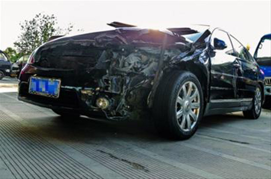 大學(xué)生撞死5名養(yǎng)護(hù)工案開(kāi)庭 大學(xué)生撞死5名養(yǎng)護(hù)工案開(kāi)庭