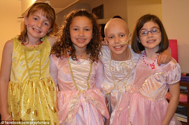 8歲癌癥患者公主夢(mèng)成真 8歲癌癥患者公主夢(mèng)成真