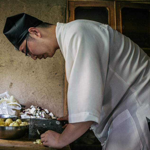 成人夏令營(yíng)體驗(yàn)道教生活