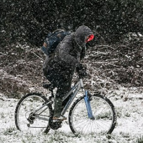 英國(guó)50年來最冷春天