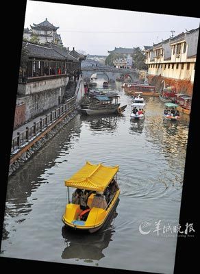 　　安徽省肥西縣三河古鎮(zhèn)被譽(yù)為“皖中江南水鄉(xiāng)”。