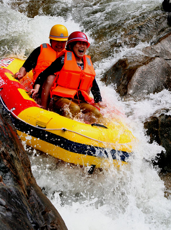 豫西大峽谷:天天漂流不缺水 高速直達(dá)更快捷 豫西大峽谷:天天漂流不缺水 高速直達(dá)更快捷