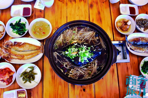 島上著名的養(yǎng)生大餐。