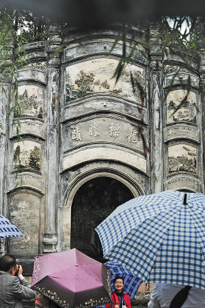 湘西黔陽(yáng)古城 濃縮兩千年光和影 湘西黔陽(yáng)古城 濃縮兩千年光和影