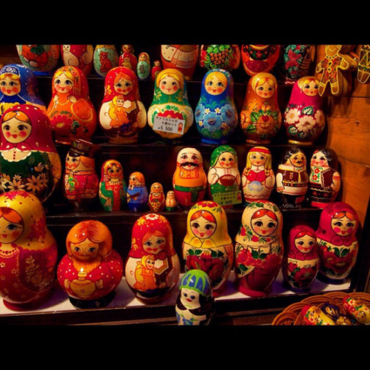 可愛(ài)的瓷娃娃 可愛(ài)的瓷娃娃