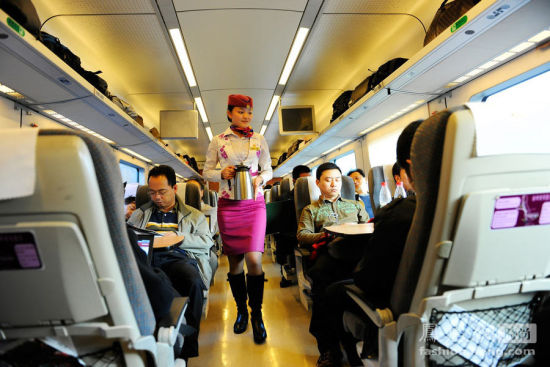 8月下旬起 重慶周末將有動(dòng)車直達(dá)青城山都江堰 8月下旬起 重慶周末將有動(dòng)車直達(dá)青城山都江堰