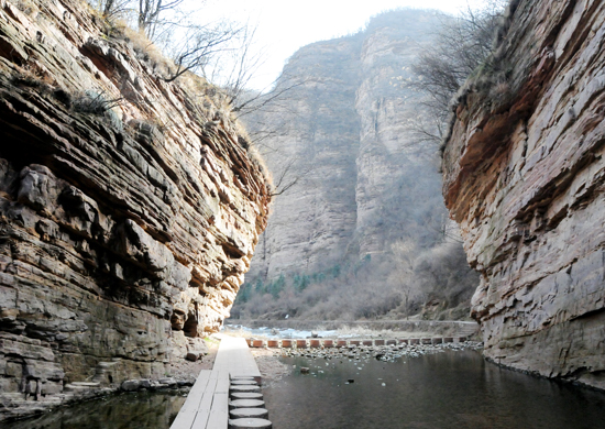 帶你走進5A景區(qū)“新兵”龍?zhí)洞髰{谷 帶你走進5A景區(qū)“新兵”龍?zhí)洞髰{谷