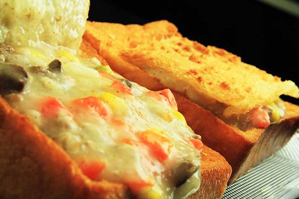 廟不離市、市不離廟的臺灣小吃