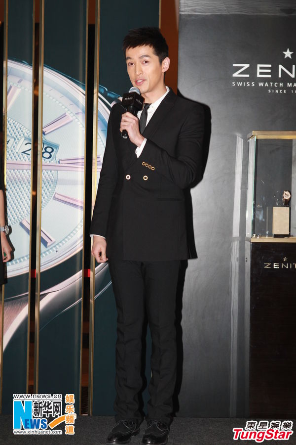 胡歌預(yù)為餐廳員工發(fā)獎金 呼吁保障演員生命安全 胡歌預(yù)為餐廳員工發(fā)獎金 呼吁保障演員生命安全