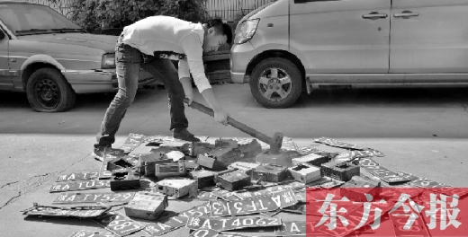 “老的哥”揭“黑車(chē)”猖獗原因，建議倒查假車(chē)牌、出租車(chē)使用機(jī)打發(fā)票