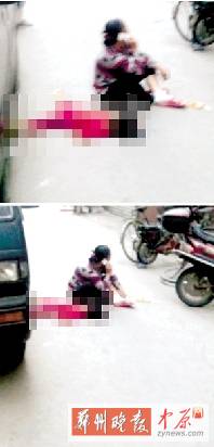 　媽媽哭著坐在旁邊打電話，孩子的爸爸還在三門峽打工。