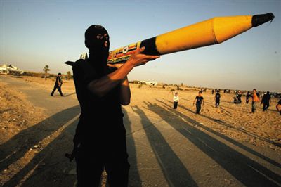 卡薩姆火箭：哈馬斯山寨版喀秋莎火箭，射程約10公里。