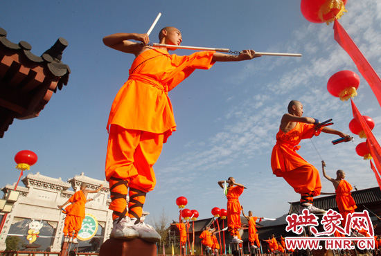 每個(gè)人心中都有一個(gè)或明或暗的功夫圖騰,作為武林高手，他們能飛檐走壁，擁有蓋世神功。